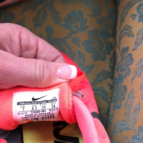 Nike Free 5.0 Running Shoe. - Picture 4 of 4